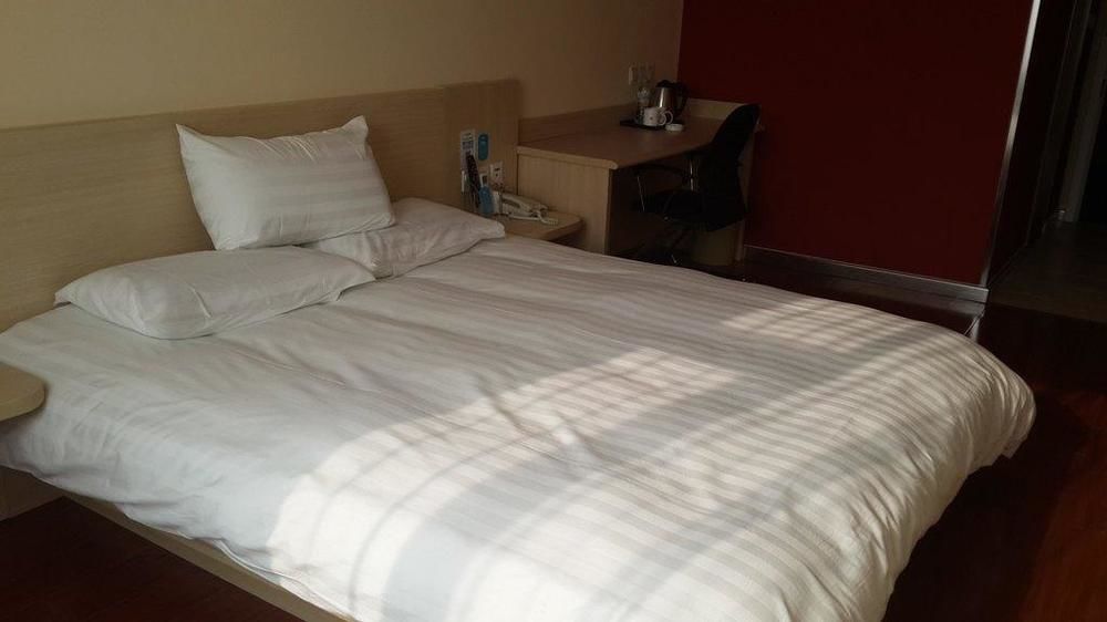 Hanting Express Qingdao South Chongqing Road 외부 사진