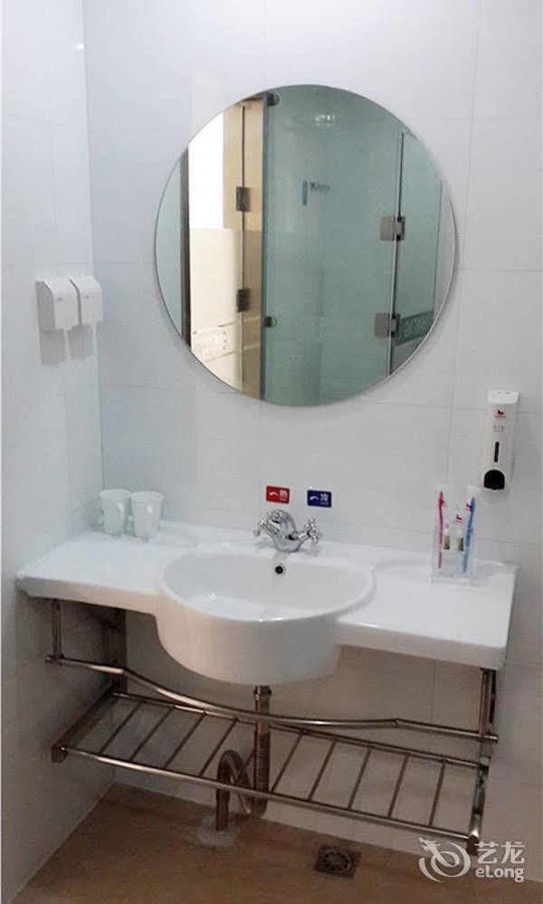 Hanting Express Qingdao South Chongqing Road 외부 사진